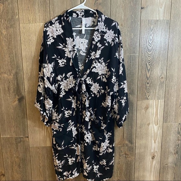 SPIRITUAL gangster maya floral tie front kimono OS - Picture 6 of 9